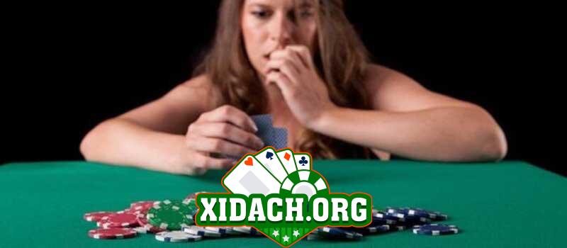 Tìm hiểu về Poker Bluff - Các chiến thuật và lợi ích của nó